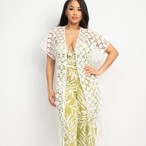 Crocheted open-front fringe white kimono‎